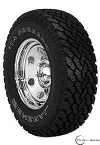 General GRABBER AT 2 tire